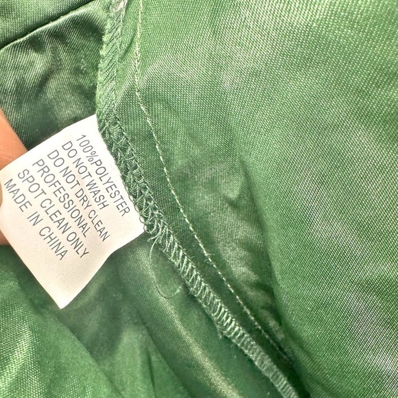 PETITE EMBELLISHED BUTTERFLY SLEEVE VELVET HEM MIDI DRESS Emerald Size 6 NWT - Picture 11 of 12